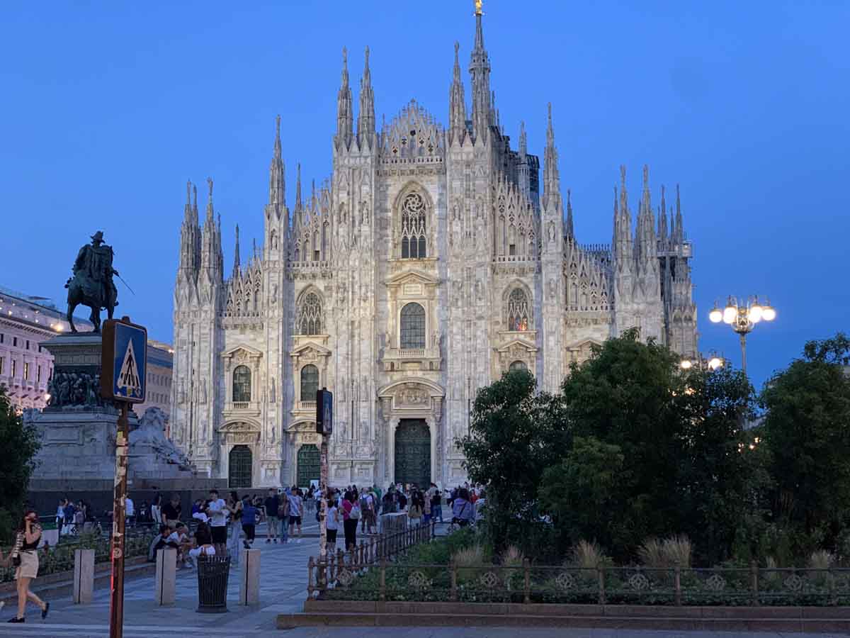 milan in april duomo